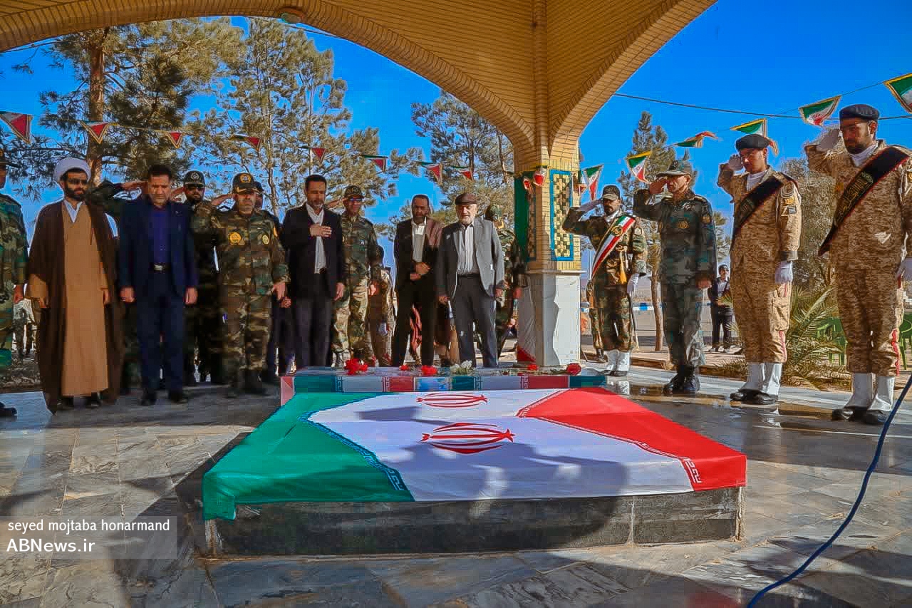 مراسم وداع با پیکر مطهر شهید دوران دفاع مقدس شهید حسین نوروزی در جوار شهدا گمنام گروه ۸۴۰ موشکی 